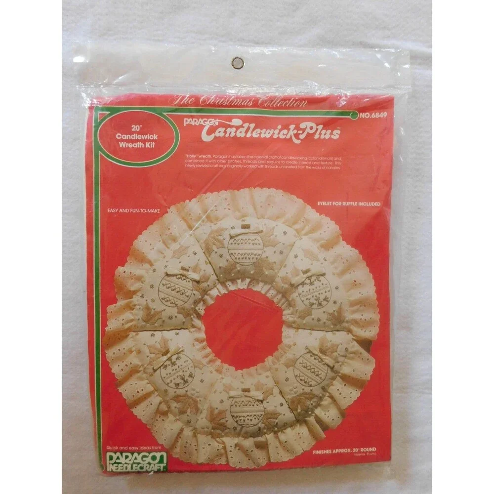 VTG Paragon Christmas Candlewick-Plus Craft Kit Wreath 6849